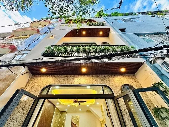 ⭐️Nhà 3 Lầu Tuyệt Đẹp Cao Cấp Cách Mặt Tiền Phan Tây Hồ 5M, P7, Q.phú