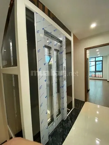 Bán Tòa Nhà 9 Tầng Phố Nghĩa Tân – Thang Máy – Hầm Ô Tô – Kinh Doanh