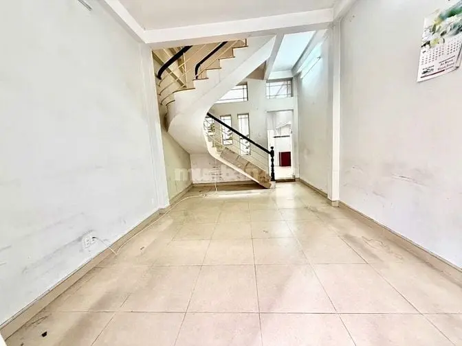 Bán Nhà 3 Lầu Dt:4X15M, Kiên Cố Hẻm Nguyễn Kiệm, P3, Q.phú Nhuận.