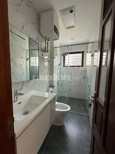 Nhà 5,5T Thang Máy Vỉa Hè Rộng Mp Hào Nam Thông Sàn Kinh Doanh Đỉnh