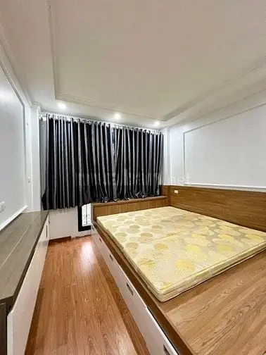 Nhà Ngọc Thụy 5 Tầng - 3 Ngủ - 6 Tỷ Chút - Gần Khu Đô Thị Khai Sơn