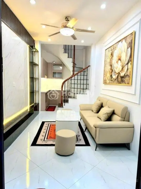 Chính Chủ Bán Nhà Số 8 Ngõ 555 Minh Khai, 5 Tầng, 3 Ngủ, Chỉ 5,7 Tỷ (Ctl)