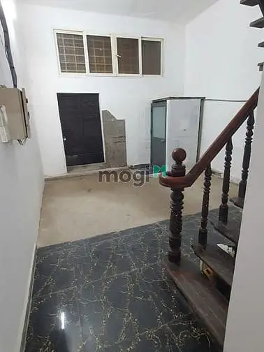 Cho Thuê Nhà Mặt Tiền Số 115 Đường Lê Thánh Tôn, Phường Bến Nghé, Quận
