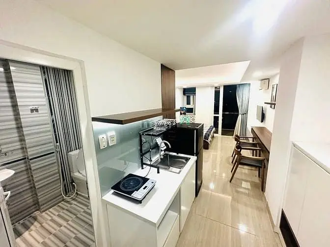 Chốt Gấp – Phòng Đẹp Q1 – Ban Công Cực Lớn
