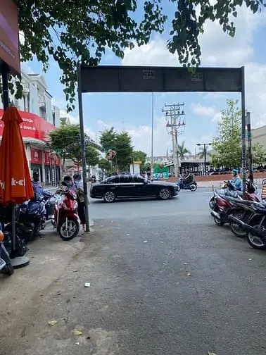 Phòng Sẵn Nội Thất, Thoáng Mát. Đối Diện Emart Phan Văn Trị