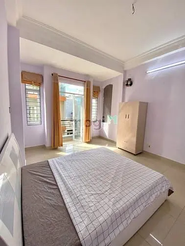 Phòng Sẵn Nội Thất, Thoáng Mát. Đối Diện Emart Phan Văn Trị