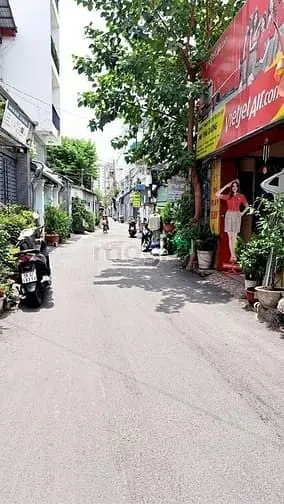 Bán Nhà Trọ 5Lầu Hầm Hxh Phạm Văn Đồng 81M2 Ngang 4.5M 12.5 Tỷ Sát Tsn