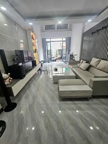 Chdv Cao Cấp Q5 - Dòng Tiền 60Tr -70M2 - 5 Tầng - 8Pn