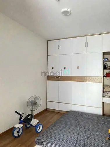 C/C Cộng Hòa Garden, P12, Tân Bình: 75M2, 2P Ngủ,Ntcc, 15Tr/Th