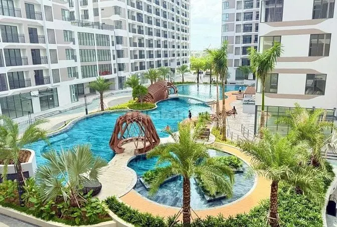 Căn Sân Vườn Đẹp Nhất Mt Diện Tích 95M 3Pn+3Wc+20M Sân Vườn.