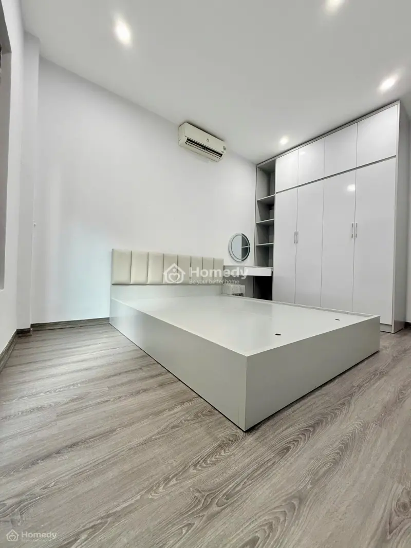 Bán Nhà Minh Khai, 25M X 5T, Mt Thoáng, Full Nội Thất, Sát Phố Giá Hơn 5 Tỷ