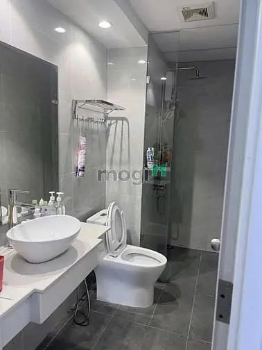 Chung Cư 10A Trần Nhật Duật, Tân Định, Q1: 69M2, 1Pn, Nội Thất 10Tr