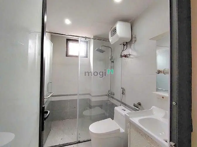 Bán Nhà Hoàng Cầu 61M², 5T, Mt 4.2M, Ôtô Đỗ, Gần Hồ – 24.6 Tỷ