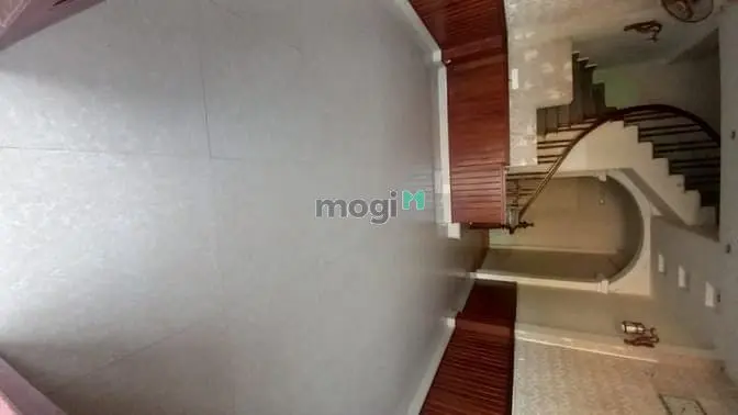 Nhà Nguyên Căn 4 Tầng 45M² Cho Thuê Tại Tổ 2 Phúc Lợi – Vị Trí Đẹp, Ti