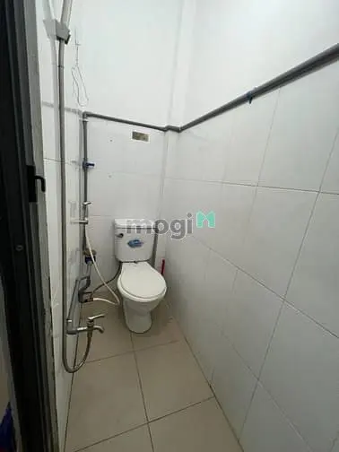 Phòng Trọ Có Gác Giá Rẻ Gần Iuh Phạm Văn Đồng - Giáp Bình Thạnh