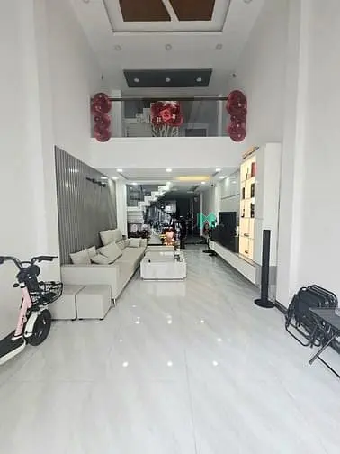 Chdv Cao Cấp Q5 - Dòng Tiền 60Tr -70M2 - 5 Tầng - 8Pn