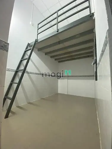 Phòng Trọ Có Gác Giá Rẻ Gần Iuh Phạm Văn Đồng - Giáp Bình Thạnh