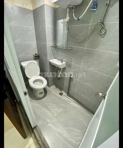 Bán Nhà Hẻm 3M Thông 212B/.Nguyễn Trãi Q1 Dt 4,2X9M 4 Tầng Chỉ 8,9 Tỷ.