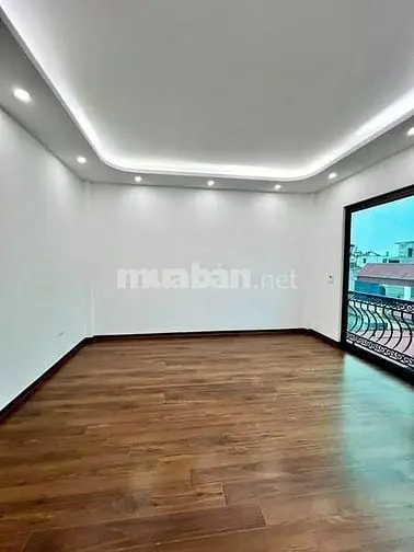 Thượng Thanh – 6 Tầng Mới Đẹp – 4Pn - Ngõ Thông – Gần Ô Tô - 6 Tỷ Hơn