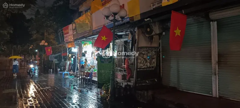 Bán Nhà Mặt Phố Khuất Duy Tiến 70 M² Mặt Tiền 5.5 M 6,8 Tỷ