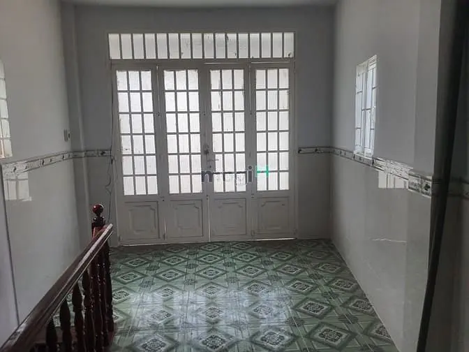 5,5Tr/Th - 3,4M X 6,4; Nhà Mới 1Trệt 1 Lầu, Hbg 460 Nguyễn Tất