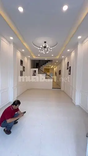 Bán Nhà Mặt Tiền Phan Xich Long