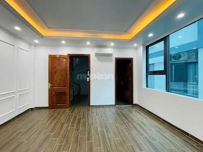Bán Gấp - Nhà Phố Đào Tấn - Phan Kế Bính - 40M - 7Tầng - Mt 6M