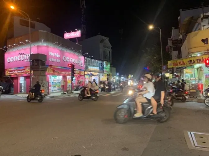 Mtkd Sầm Uất Vườn Lài Ngay Chợ Vãi, Kd Ngày Đêm