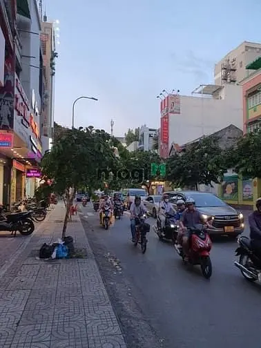 Cho Thuê Nhà Mặt Tiền Số 608 Nguyễn Đình Chiểu, Phường 3, Quận 3