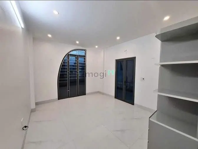 Cho Thuê Gấp Nhà Mới Xây - Tuyến Nguyễn Văn Trỗi, Phú Nhuận
