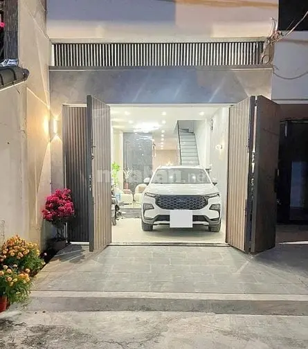 Bán Nhà Đẹp Mặt Tiền Đường Số Lâm Văn Bền Quận 7