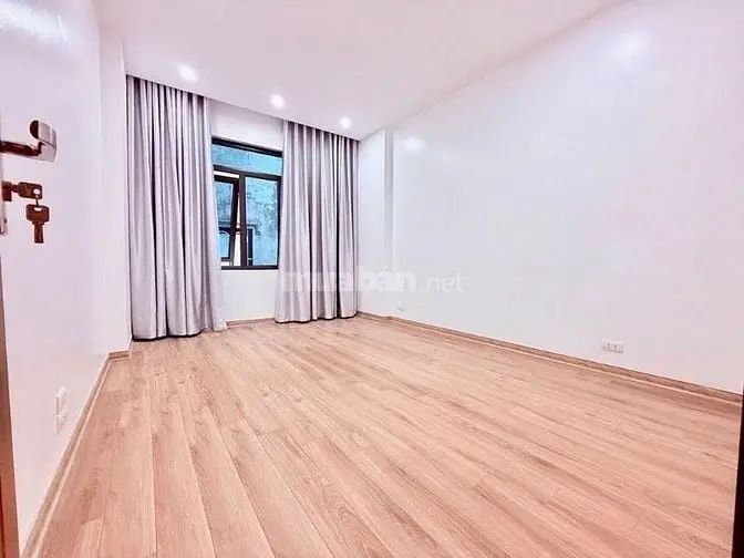 Nhà_Phúc_Lợi – Đẹp Long Lanh – Ngõ Nông Rộng – Ở Ngay - 5 Tỷ Chút