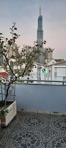 Bán Nhà Đẹp Vô Ở Liền Ngay Trần Não Quận 2