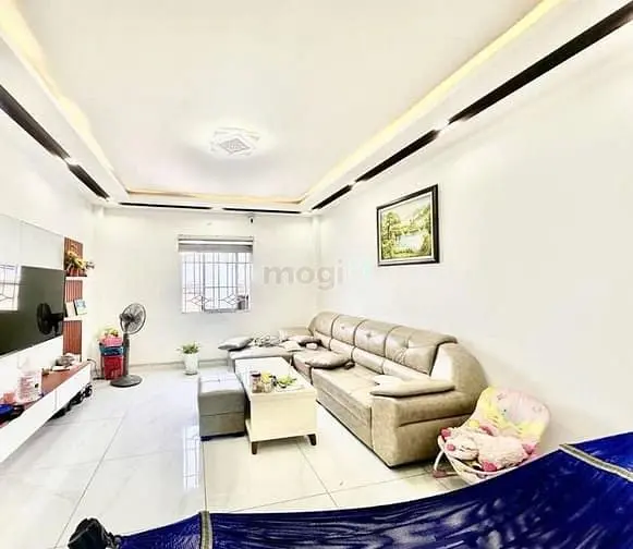 Cho Thuê Nhà Mặt Tiền Nguyễn Hồng Đào, Phường 14, Tân Bình