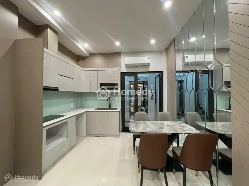 Gia Đình Định Cư Ở Nước Ngoài- Bán Nhà Mới Tại Bồ Đề