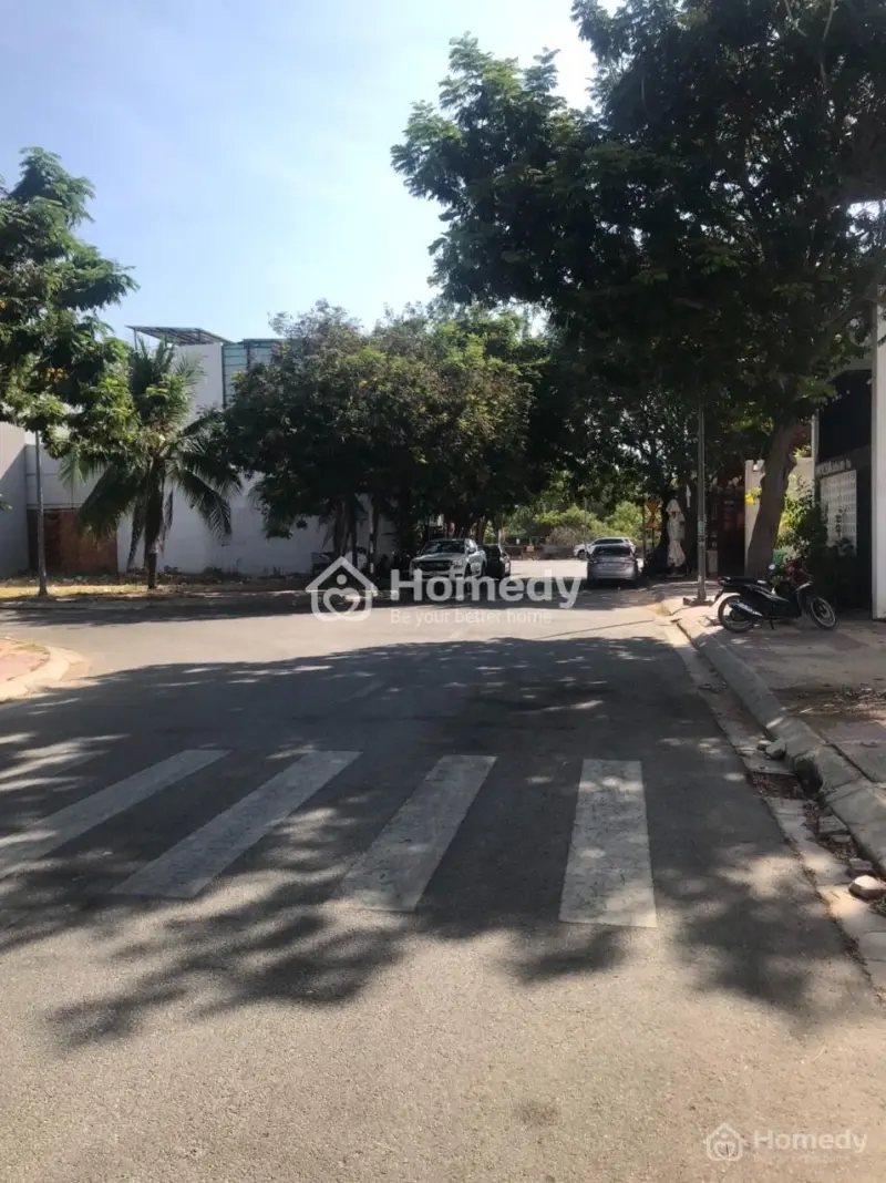 Tôi Cần Tiên Cần Ra 1 Đôi Dt 5X16X2 Tổng 180M2 Giá 3.6Ty/Lô.