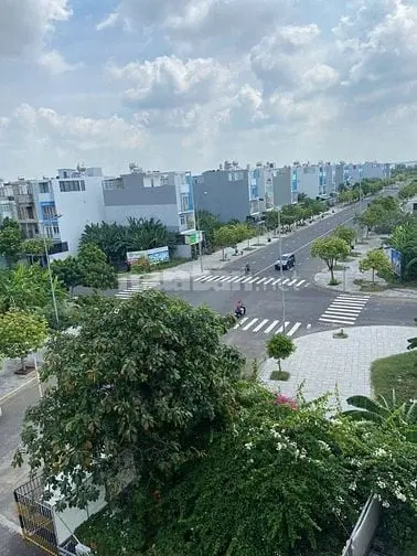 Bán Đất Quận 9 An Thiên Lý Lô 97M2 Đẹp Ngay Hồ Sinh Thái Thoáng Mát