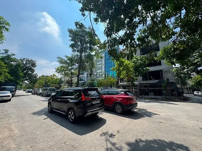 Khu Đấu Giá Tầm Dâu, Việt Hưng, 5 Tầng, 100M2 - Mt 6M Hậu 6M
