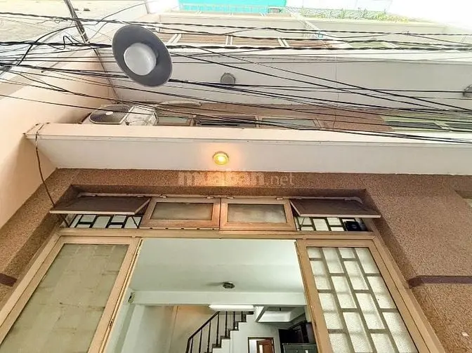 Bán Nhà 1058B Trường Sa, Q3. Vị Trí Vip Cách Mặt Tiền Trường Sa 10M