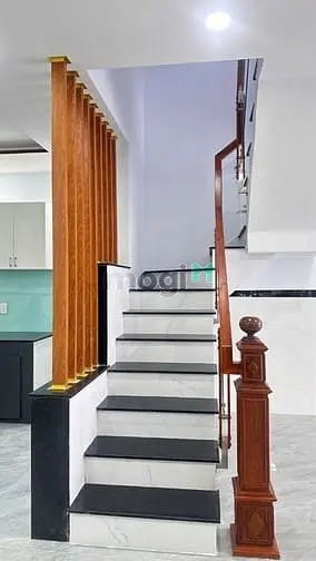 Dương Đình Hội Tnpb - Xe Hơi Vào Sân - Thông Số Vàng