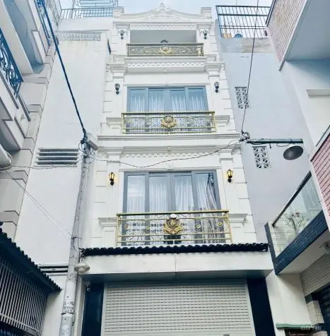 6037414 ảnh đại diện 1