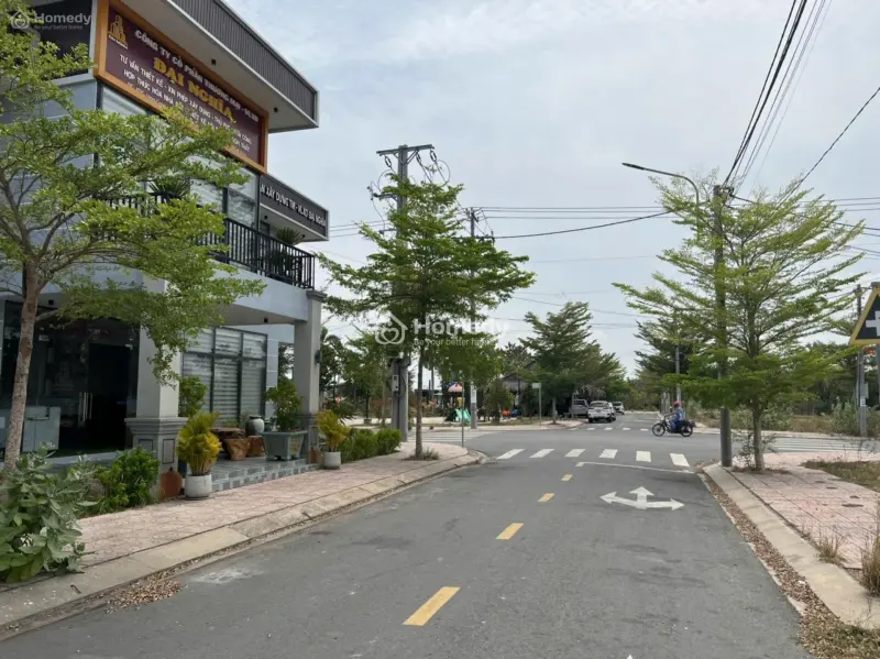 Đất Nền 2 Mt 833B Và Nguyễn Trung Trực, Ngay Chợ Long Cang, Sổ Sẵn, 100M2