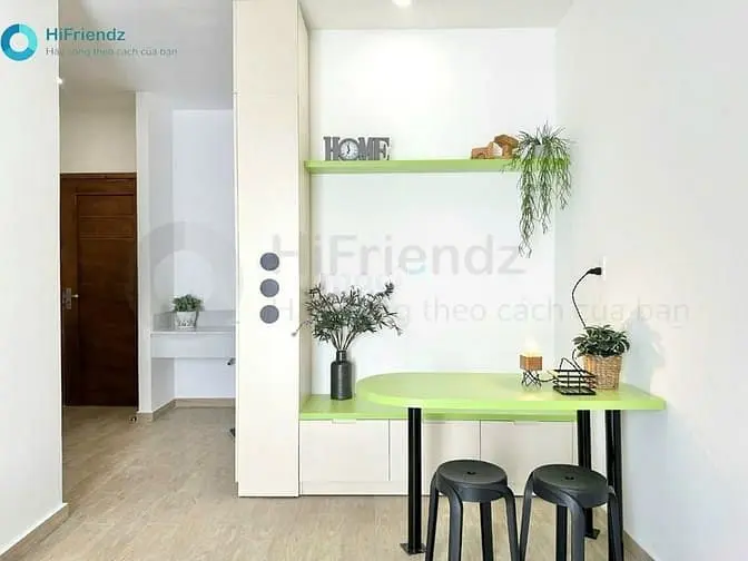 Căn Hộ Ban Công Full Nội Thất Quận 9. Gần Nhiều Đại Học. Có Bảo Vệ 24/
