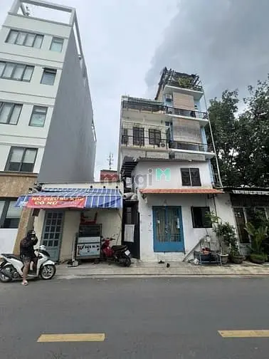 Bán Chdv 6 Tầng Ung Văn Khiêm, P. 25 Bình Thạnh Dt: 9X21M Giá 34 Tỷ