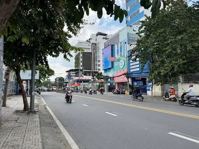 6037404 ảnh đại diện 1
