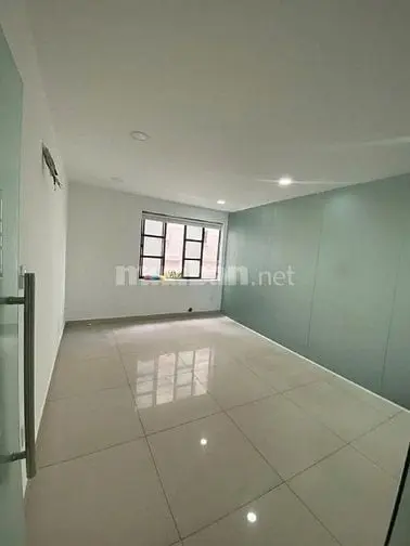 Cho Thuê Nhà Mặt Tiền Cityland Nguyễn Văn Lượng - Cạnh Lotte (5X20M)