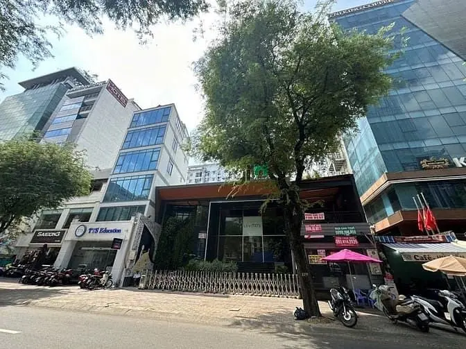 Bán Nhà Mt Võ Văn Tần, P. 6, Quận 3 Dt: 18X23M Giá 400 Tỷ