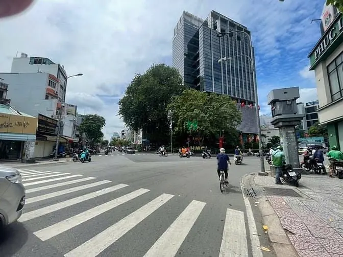 6037781 ảnh đại diện 1