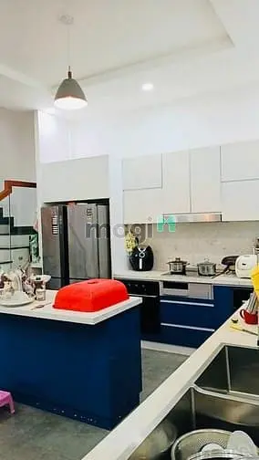 Bán Nhà Mới Đẹp Đường Rộng Ô Tô Đi Lại Thoải Mái Giá Tốt 9 Tỷ 800 Tr