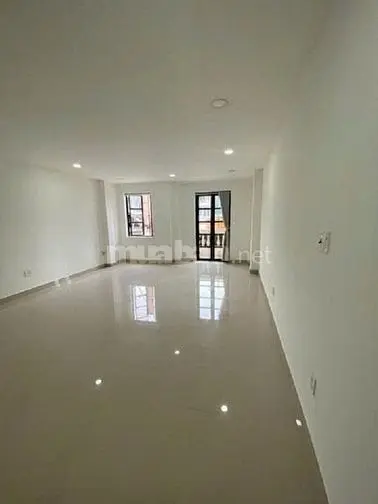 6037621 ảnh đại diện 1